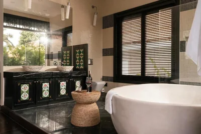 5 star Heritage Indochine Thao Dien Villa by Ray with Private Pool – Fotos 3